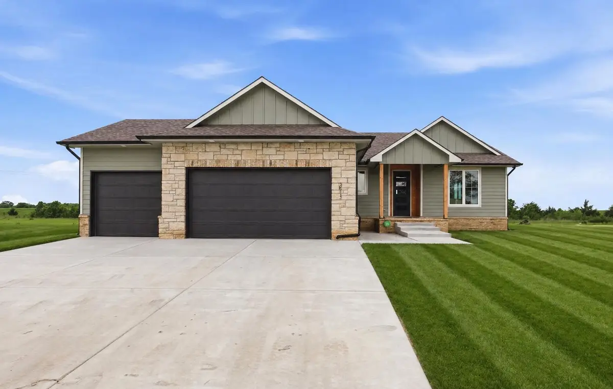 3513 S Bluelake St, Wichita, KS 67215 - #1