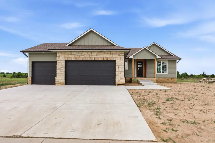 3513 S Bluelake St, Wichita, KS 67215 - #3