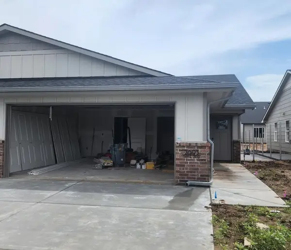 2893 S Cedar Crest Ct, Wichita, KS 67215