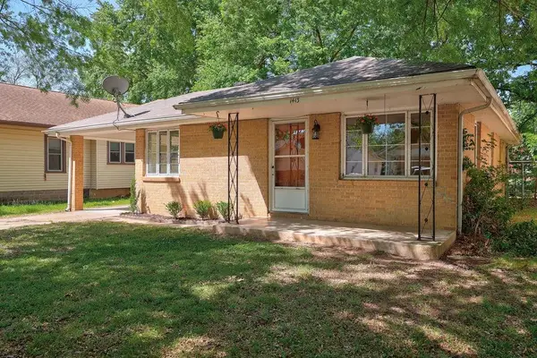1413 Hackney St, Winfield, KS 67156
