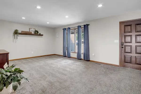 305 Wills Lane, Halstead, KS 67056