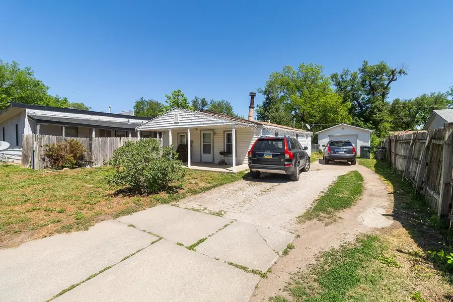 3152 N Wellington Pl, Wichita, KS 67204 - #2