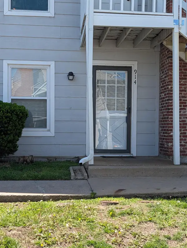 1717 S Cypress, Wichita, KS 67207