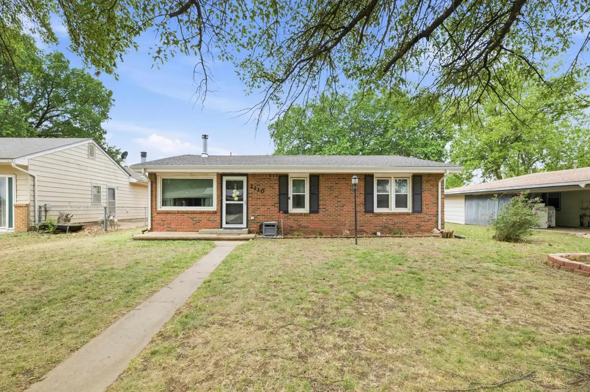 2110 Oak St, Harper, KS 67058 - #1