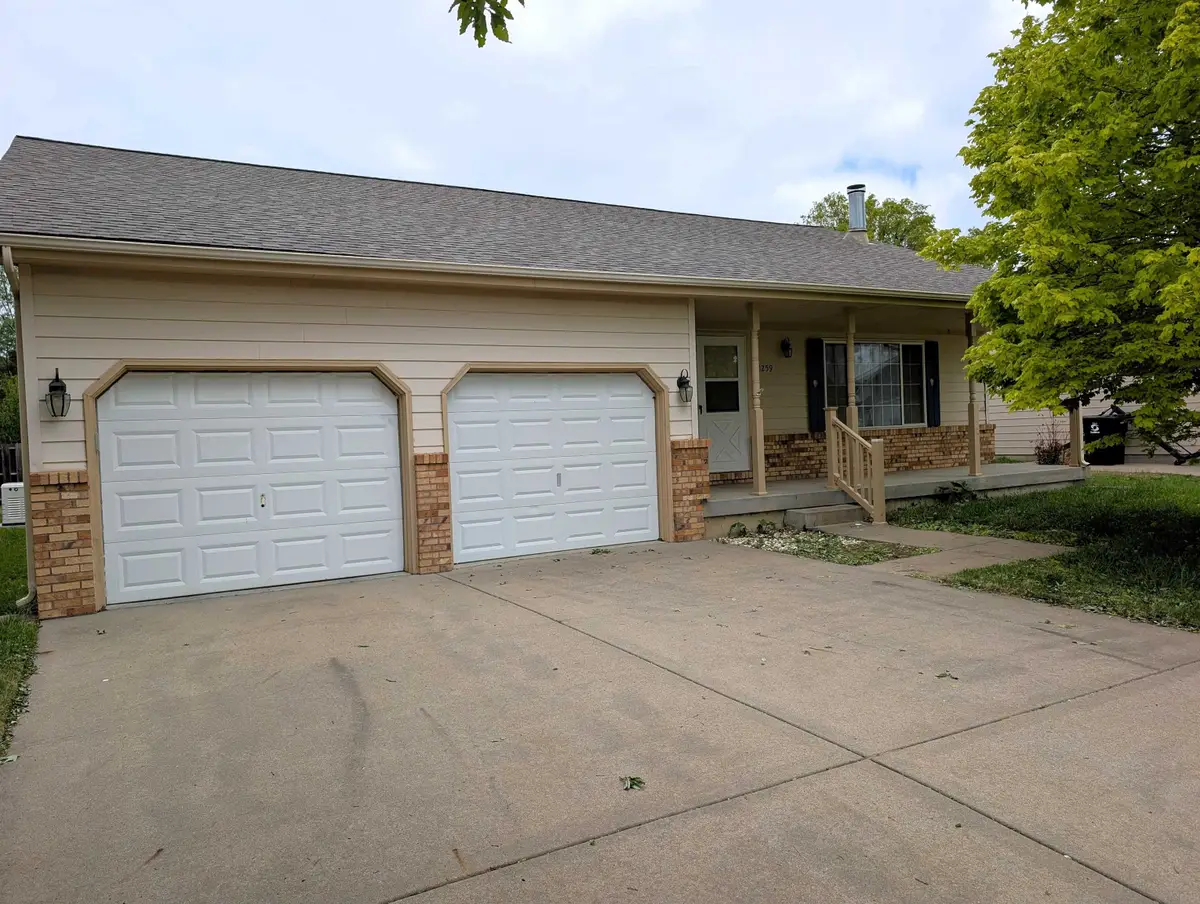 1259 Eastgate Ct, Salina, KS 67401 - #1