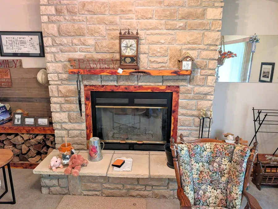 1259 Eastgate Ct, Salina, KS 67401 - #3