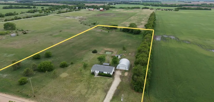 1219 23rd Avenue, Galva, KS 67443 - #2