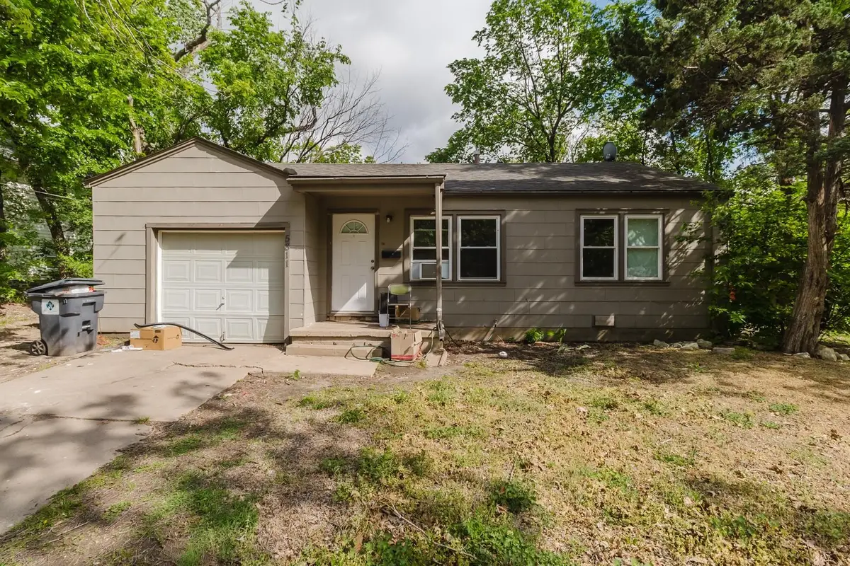 5811 E Skinner, Wichita, KS 67218 - #1