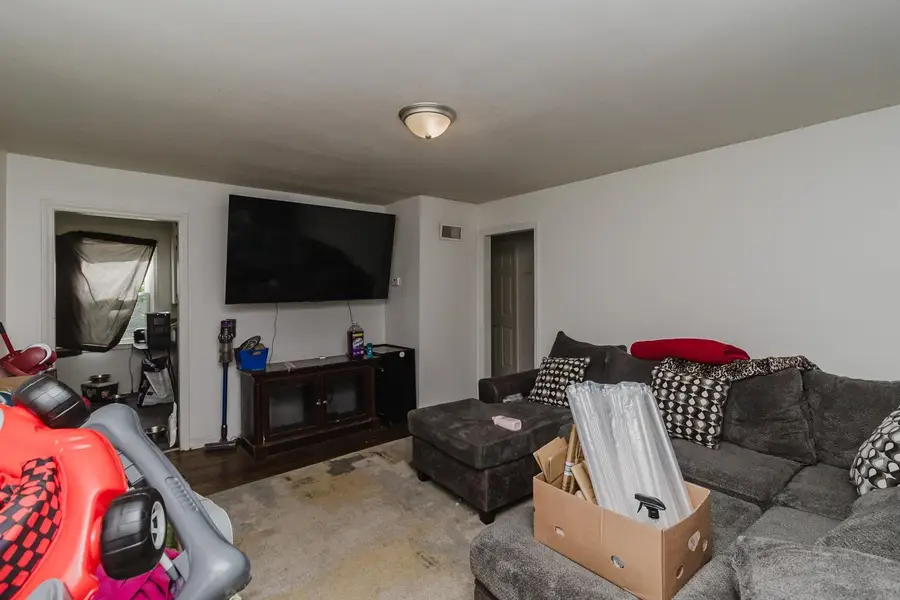 5811 E Skinner, Wichita, KS 67218 - #2