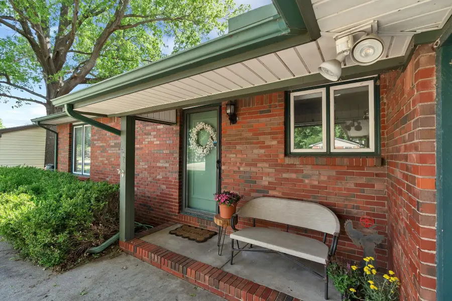 1304 N Denmark St, Wichita, KS 67212 - #3