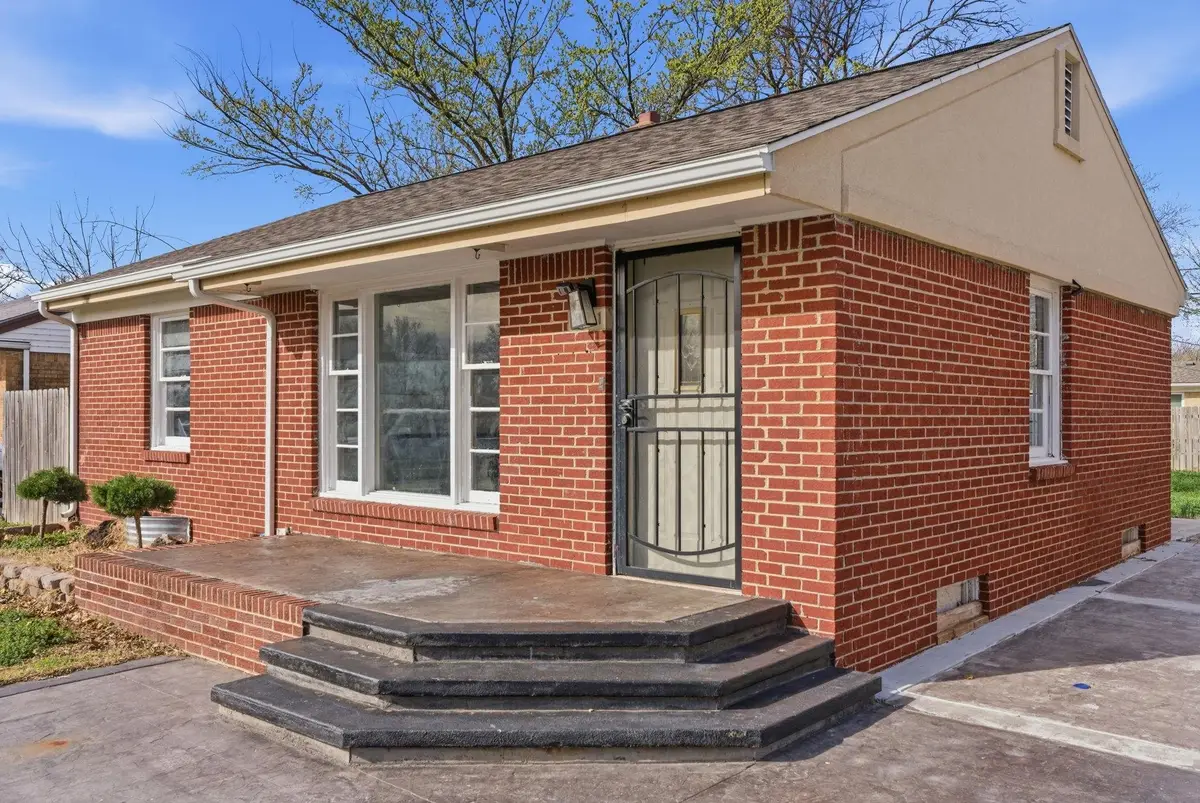 2701 N Litchfield Ave, Wichita, KS 67204 - #1