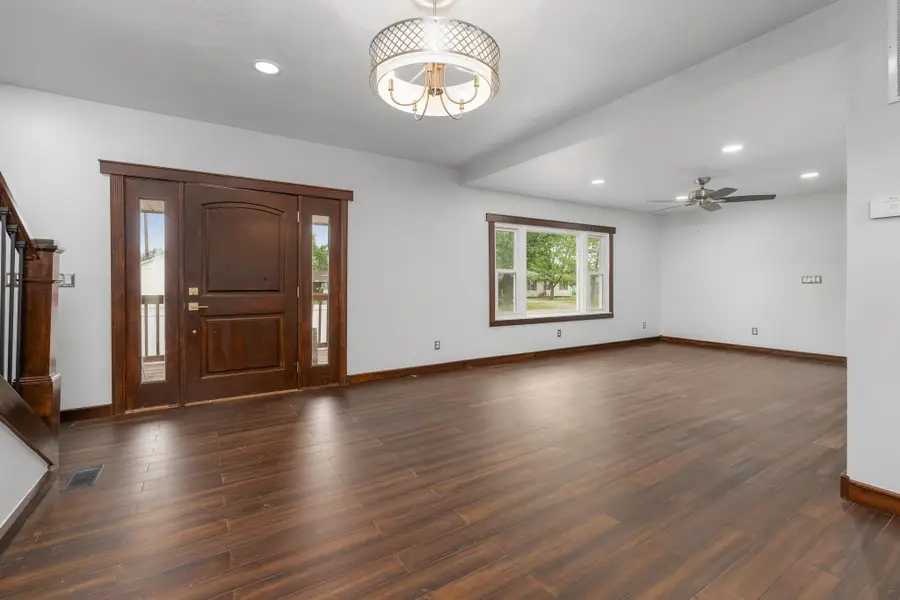 817 W Orchard, Wellington, KS 67152 - #3