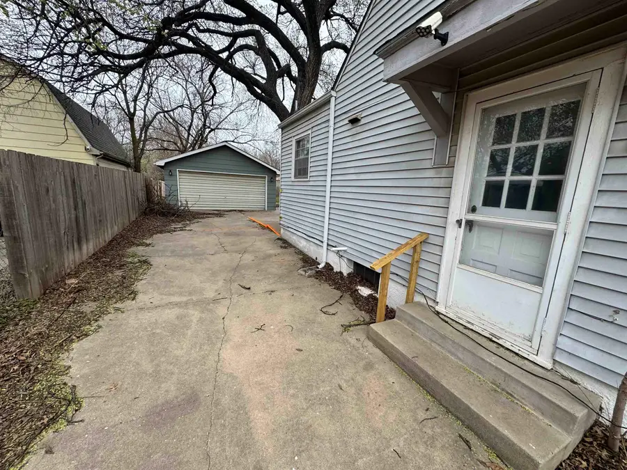 3326 E Clark, Wichita, KS 67218 - #3