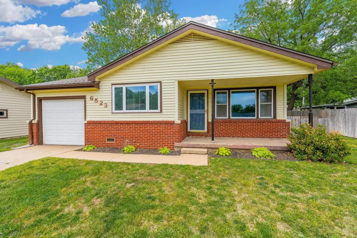 6523 N Kerman Dr, Park City, KS 67219 - #1