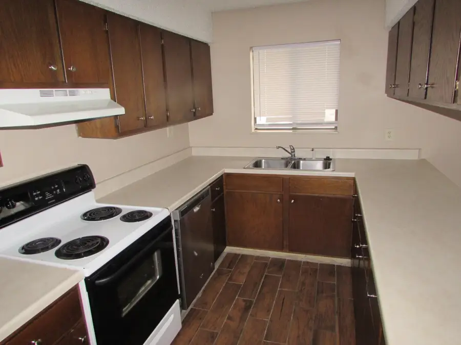 447 S Paula Unit A, Wichita, KS 67209 - #3