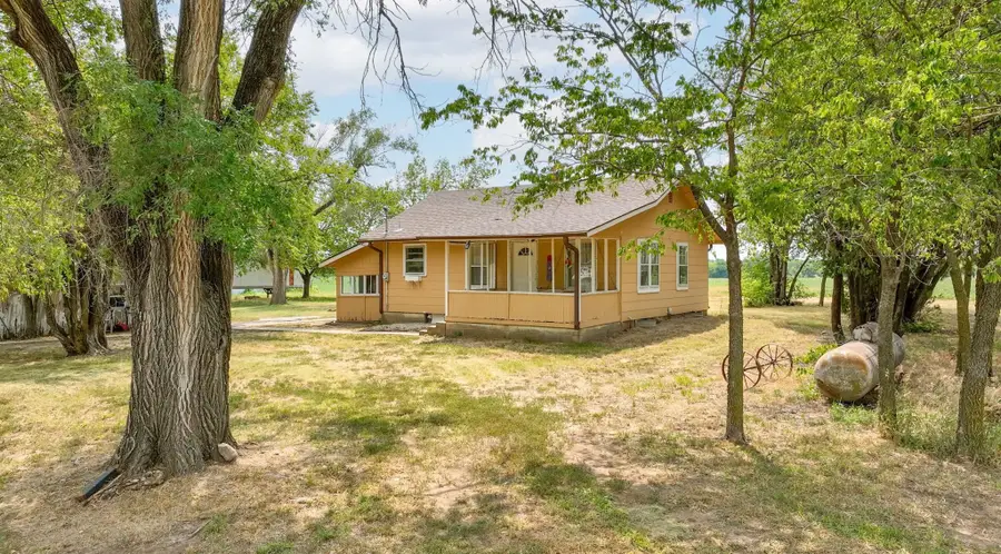 1501 W 101st St N, Valley Center, KS 67147 - #3
