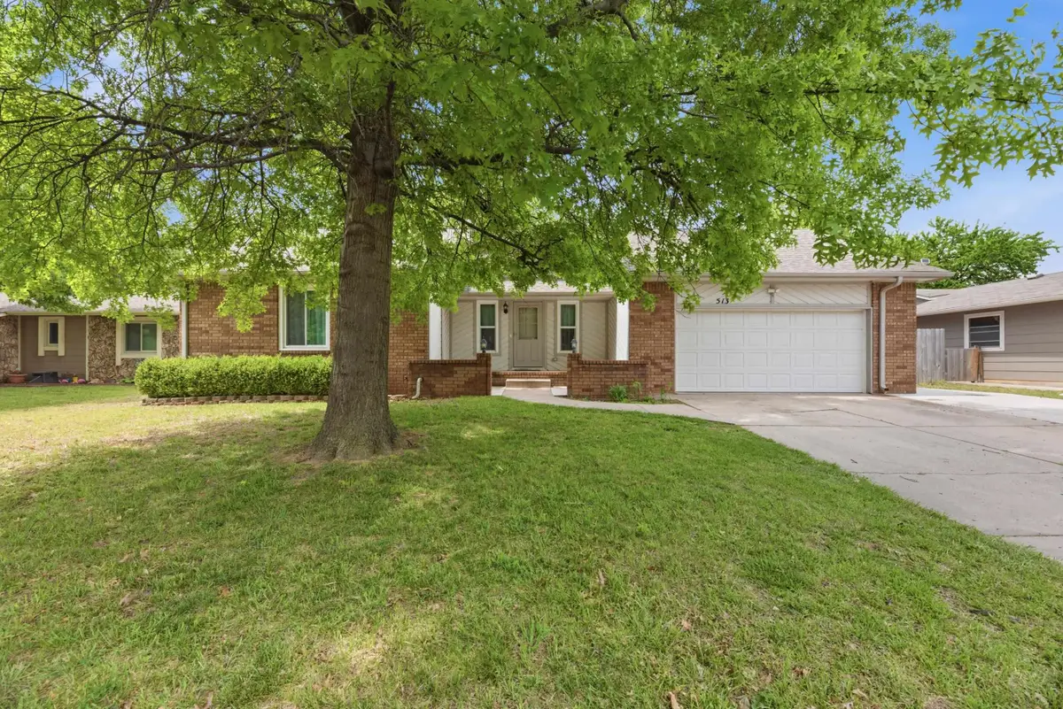 513 N Rutgers St, Wichita, KS 67212 - #1