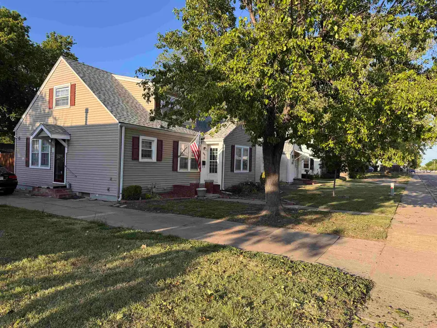 624 W Crawford St., Salina, KS 67401 - #2