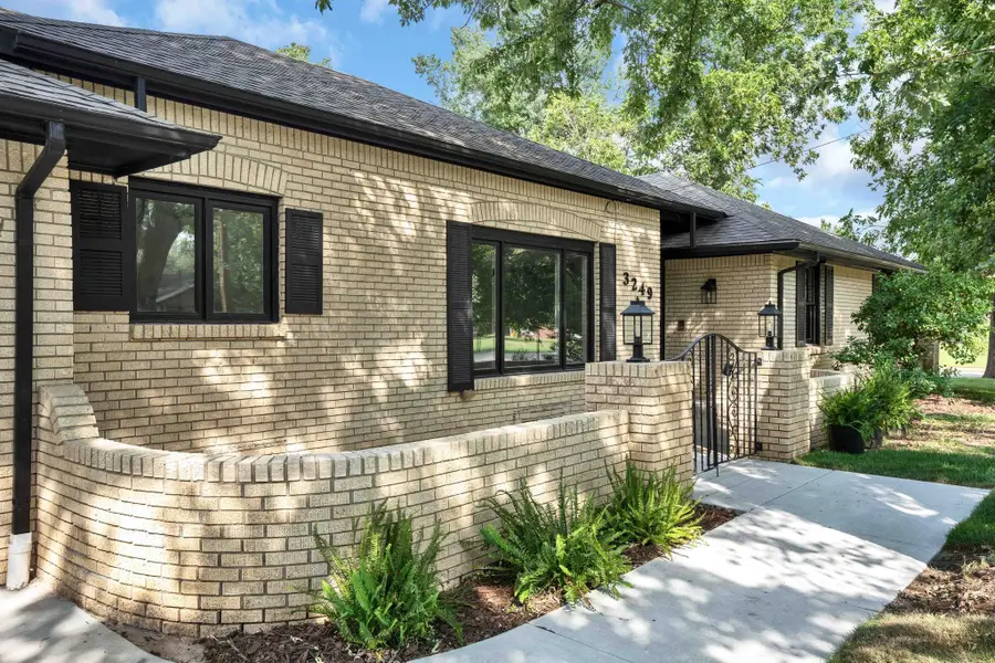 3249 N Hood Ct, Wichita, KS 67204 - #2