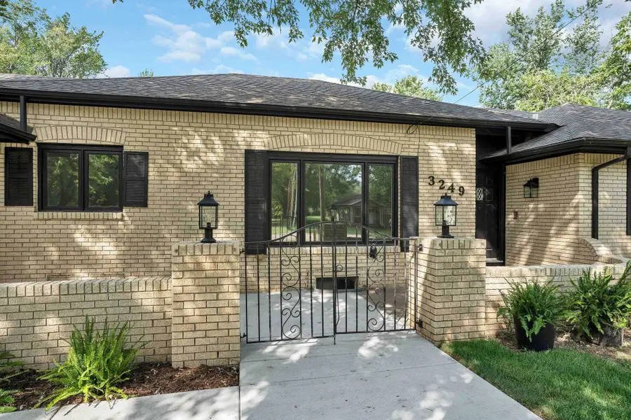 3249 N Hood Ct, Wichita, KS 67204 - #3