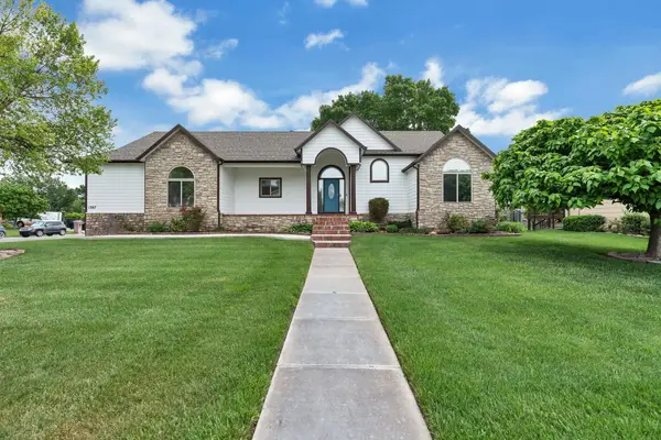 1307 W Hannah Lane, Haysville, KS 67060