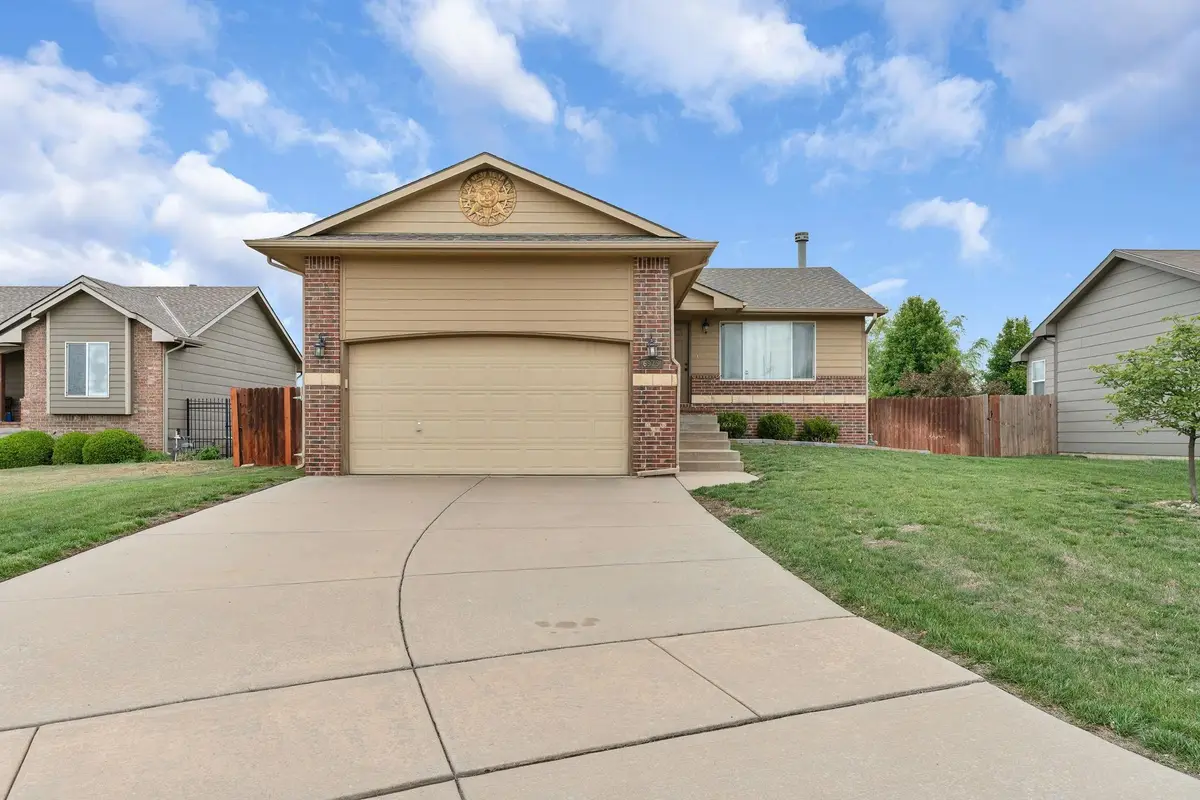 6975 N Wendell St, Park City, KS 67219 - #1