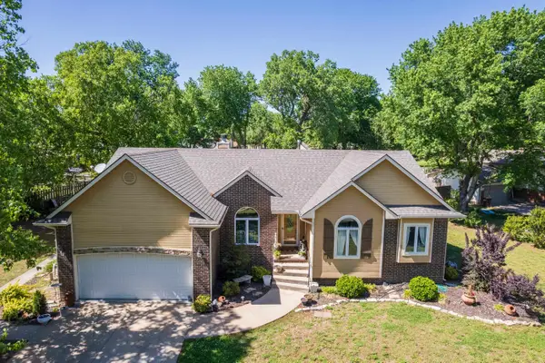5 Lake, Mulvane, KS 67110
