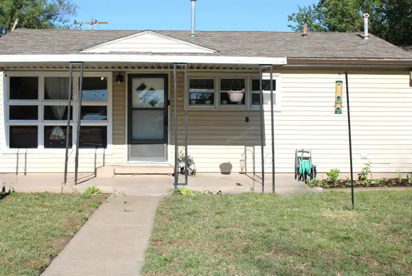 634 Steahlin, Salina, KS 67401