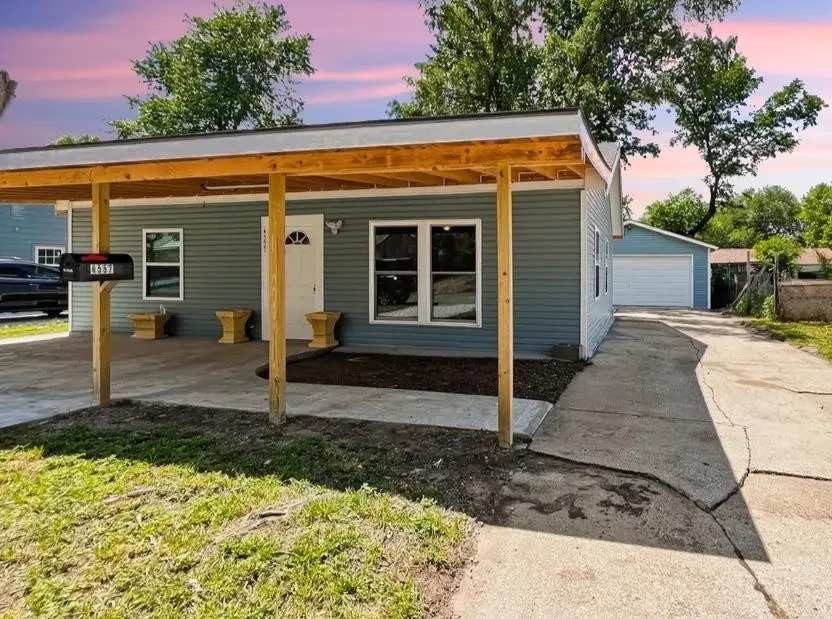 4557 S Hemlock Ave, Wichita, KS 67216 - #1