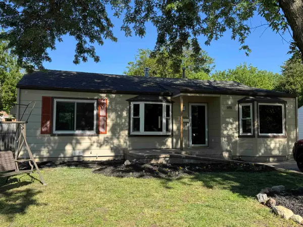 1911 S Faulders, Wichita, KS 67218