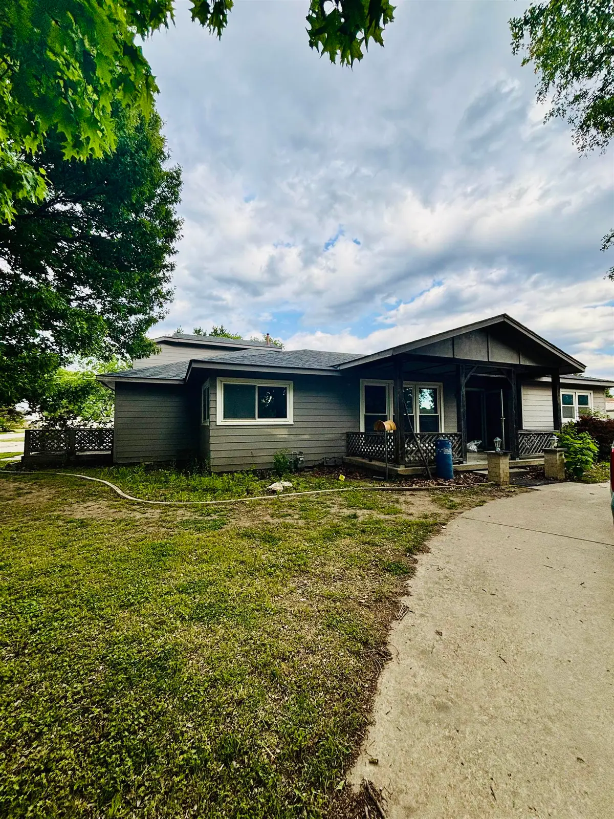 4600 S Laura St, Wichita, KS 67216 - #1