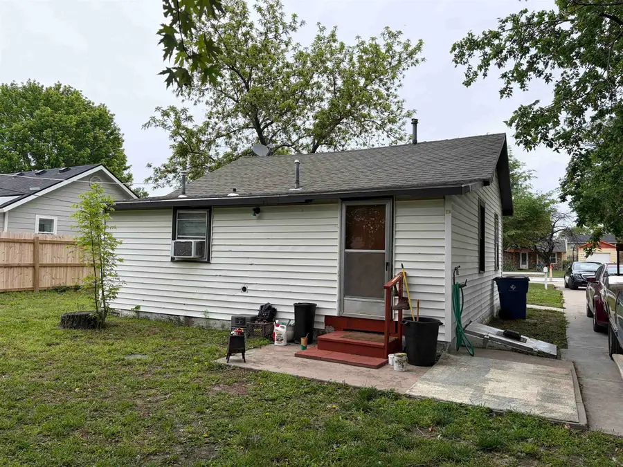 1721 S Fern Street, Wichita, KS 67213 - #3