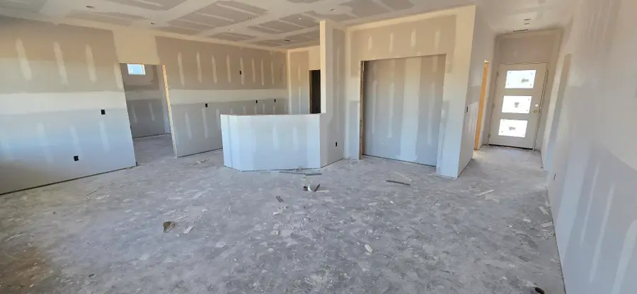 904 Trails Head, Goddard, KS 67052 - #2