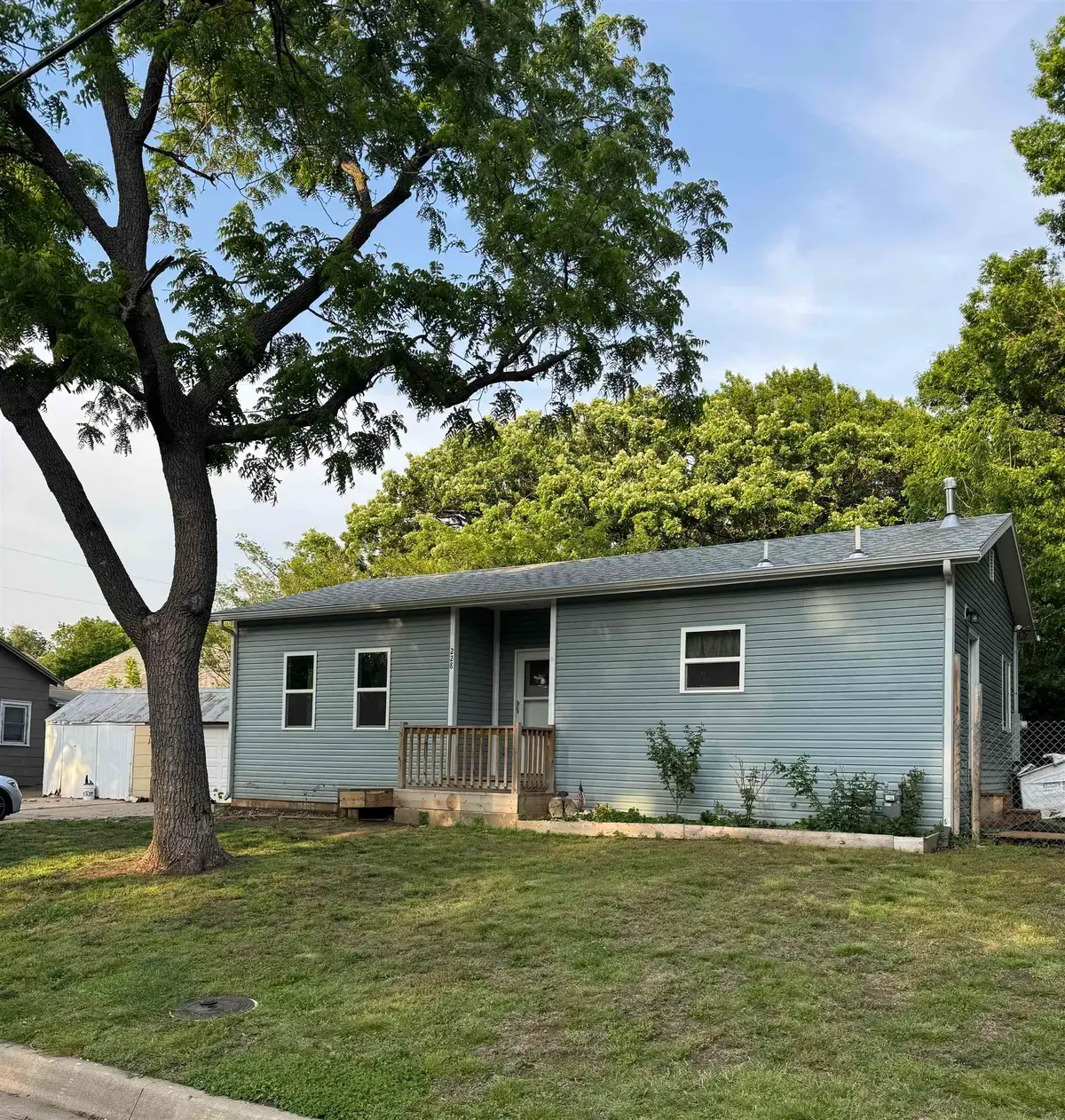 228 N Alleghany St, El Dorado, KS 67042 - #1