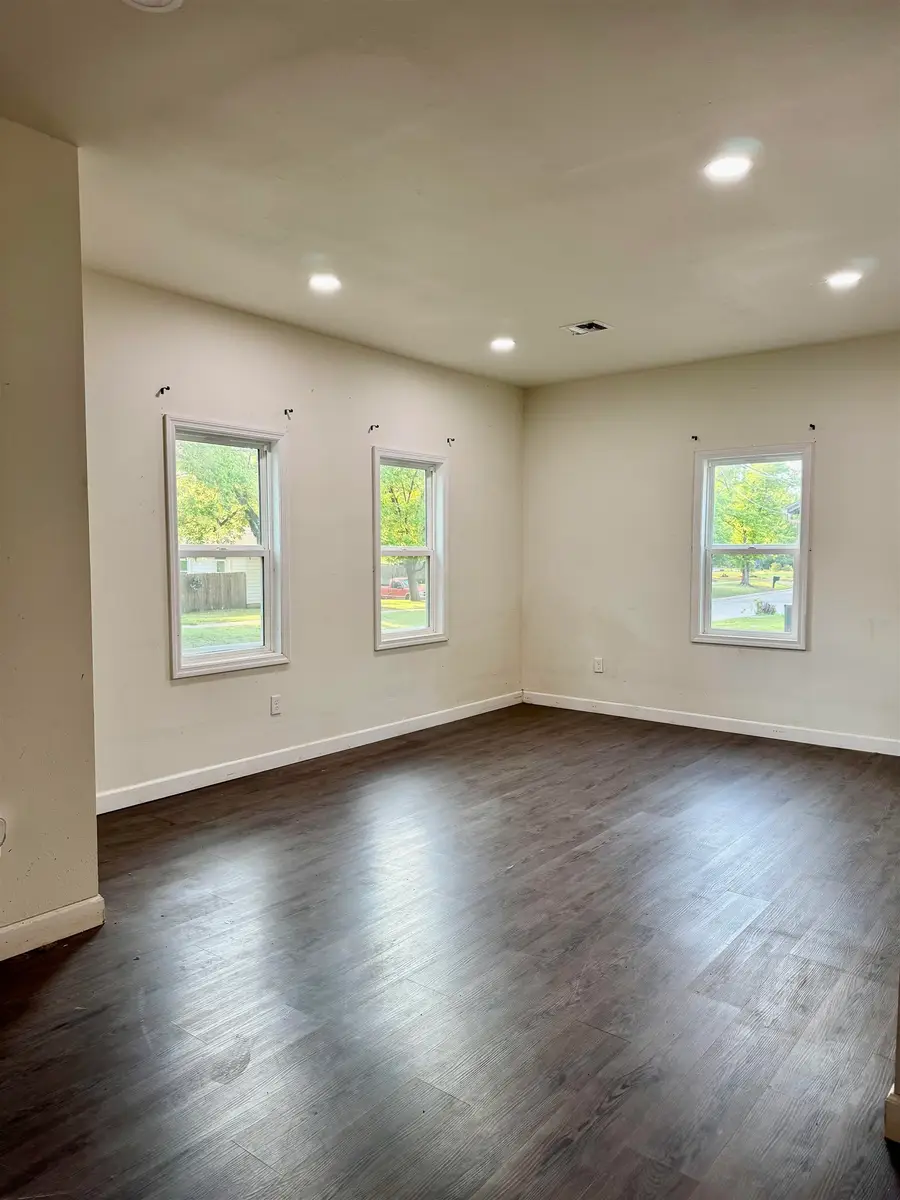 228 N Alleghany St, El Dorado, KS 67042 - #3