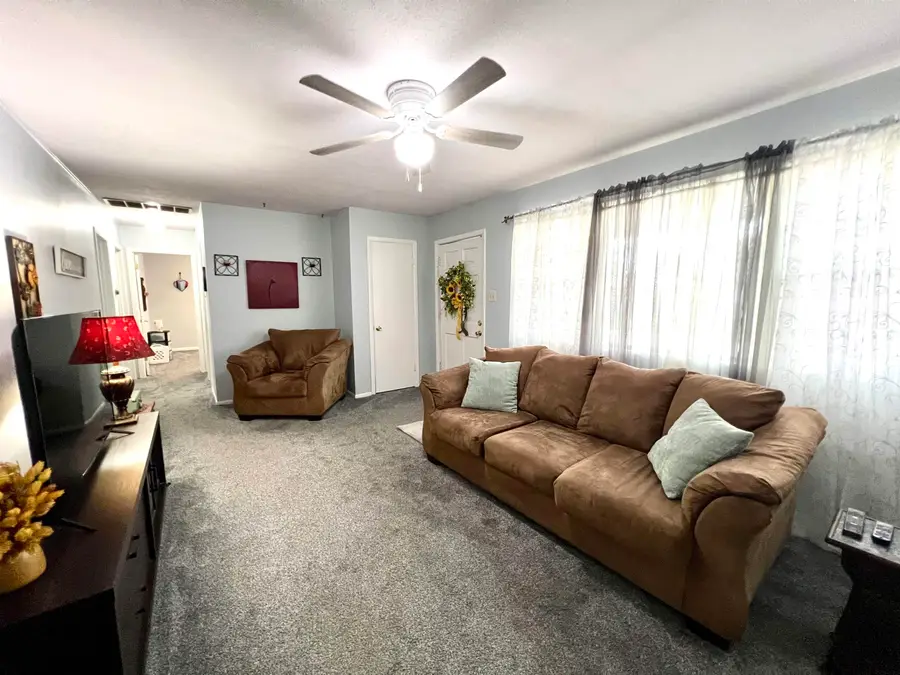 236 Random Rd, Arkansas City, KS 67005 - #3