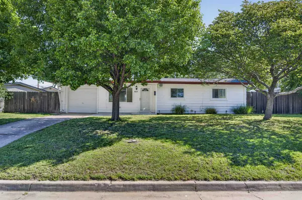 6122 N East Park View, Park City, KS 67219