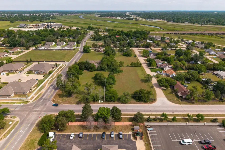5922 W Taft, Wichita, KS 67209 - #3