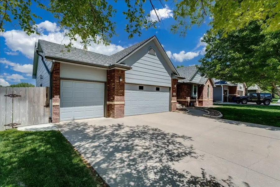 400 E La Mesa, Derby, KS 67037 - #3