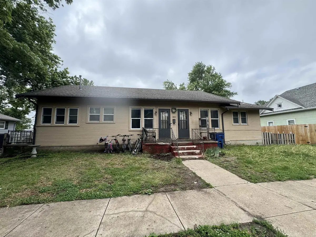 322 NE 5th St, Abilene, KS 67410 - #1
