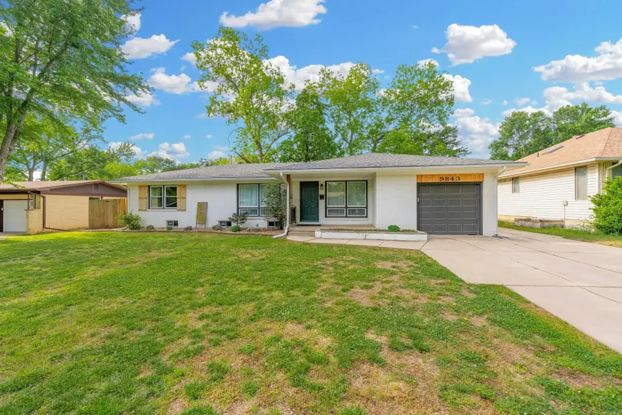 9843 W Tee Ln, Wichita, KS 67212 - #2