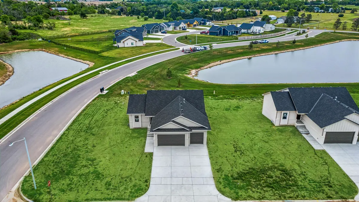 1113 W Trek Cir, Goddard, KS 67052 - #1