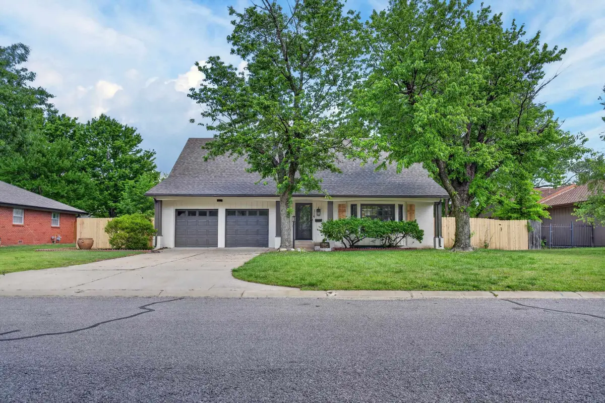 116 N Burr Oak Rd, Wichita, KS 67206 - #1