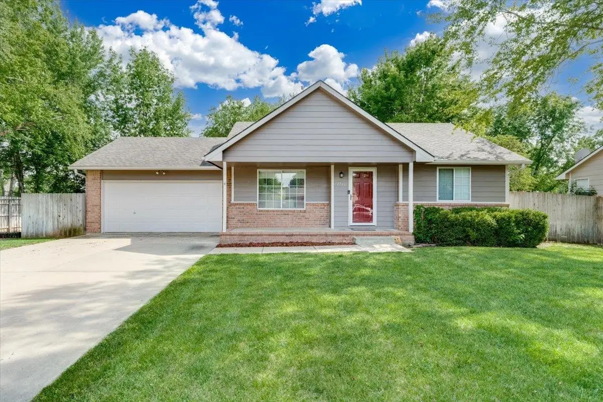 2746 N Parkridge Ct, Wichita, KS 67205 - #1