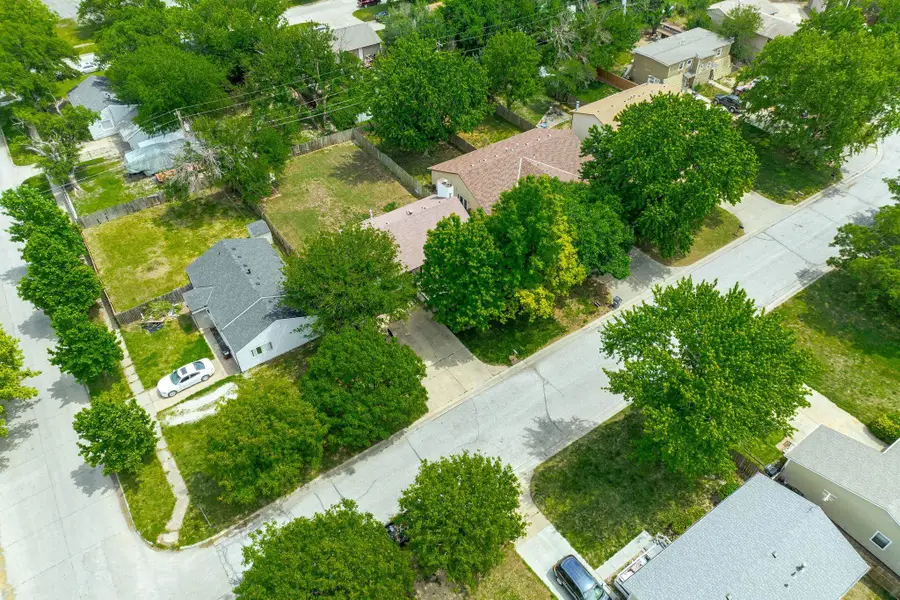 506 S Mount Carmel, Wichita, KS 67213 - #2