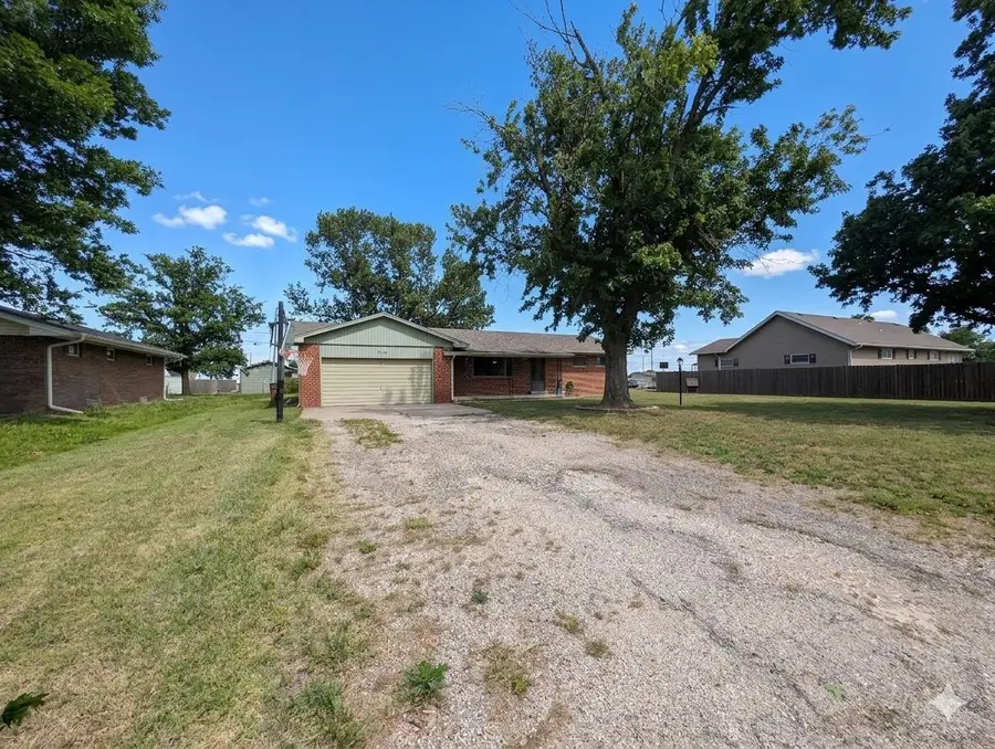 214 N Sedgwick, Burrton, KS 67020 - #2