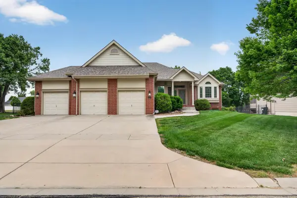 448 Bridgefield Ct, Wichita, KS 67230