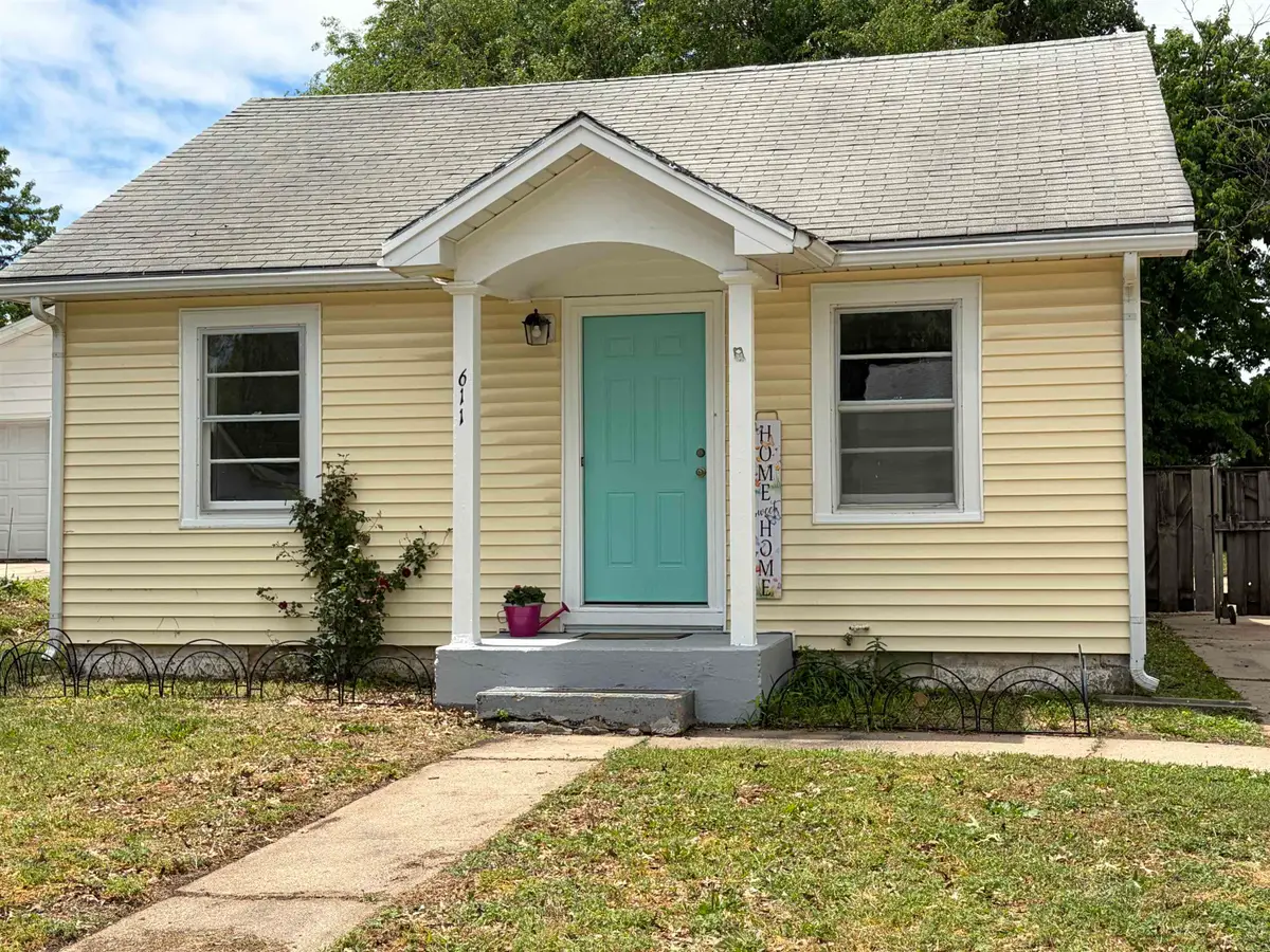 611 N Frazier St, El Dorado, KS 67042 - #1