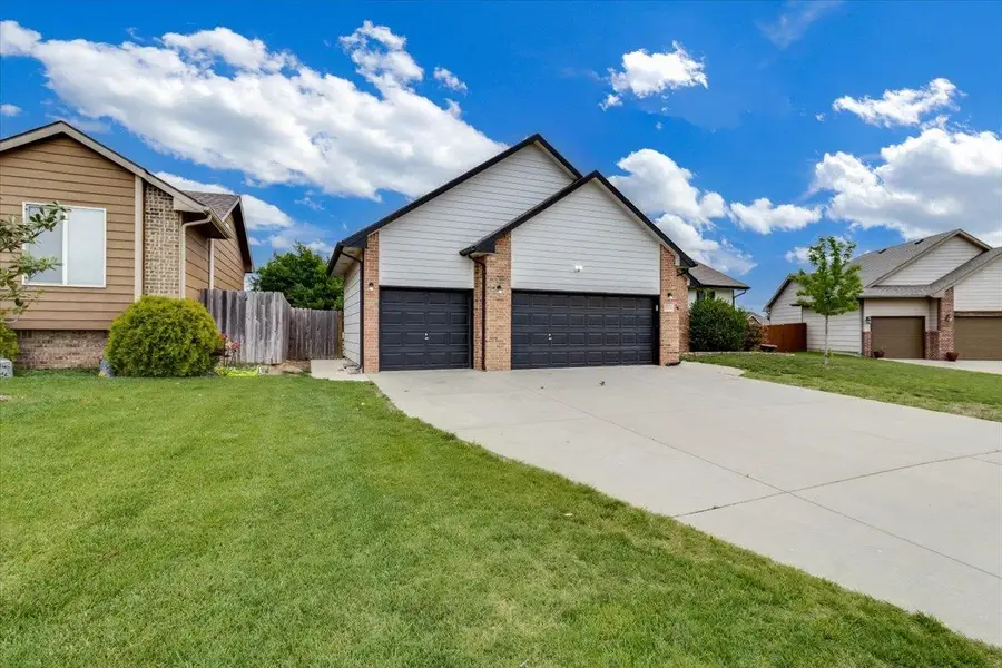 2314 S Limuel Cir, Wichita, KS 67235 - #2