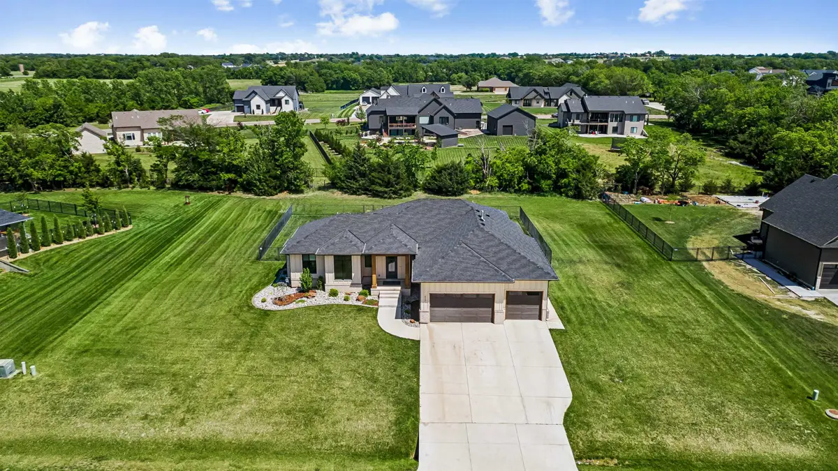 317 N Sarah Ct, Derby, KS 67037 - #1